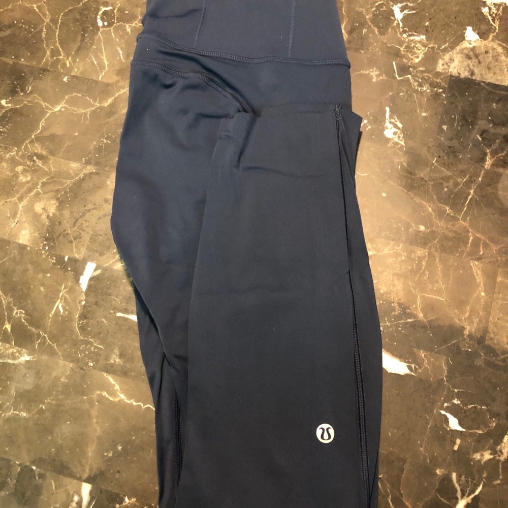 Lululemon Navy Fast & Free